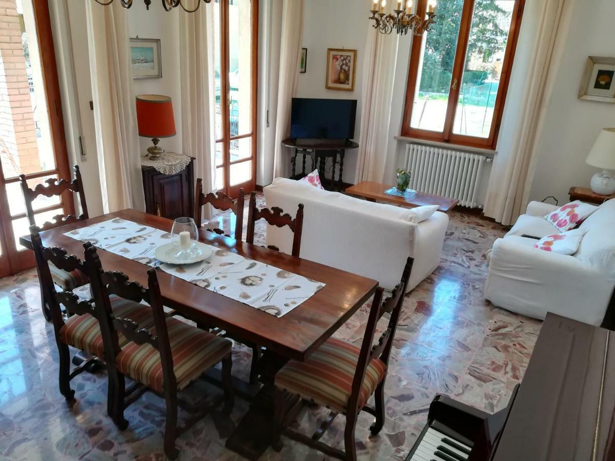 Villa Gina Ассизи Экстерьер фото